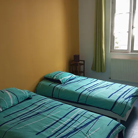 Apartment 60m2 Dans Quartier Historique