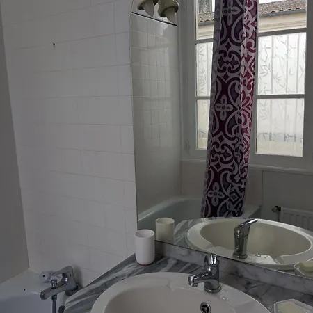 Apartment 60m2 Dans Quartier Historique Rochefort (Charente-Maritime)